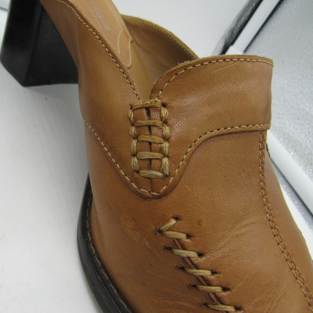 DENVER HAYES LEATHER SHOES. TAN. SIZE 7 1/2. - Picture 9 of 9